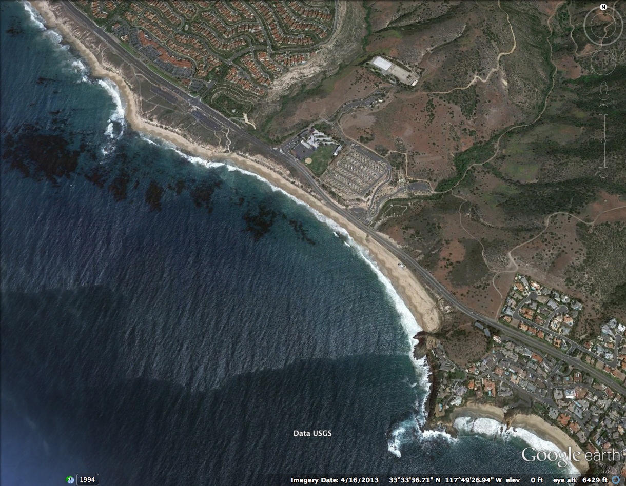 Google satellite image of Crystal Cove State Park beach